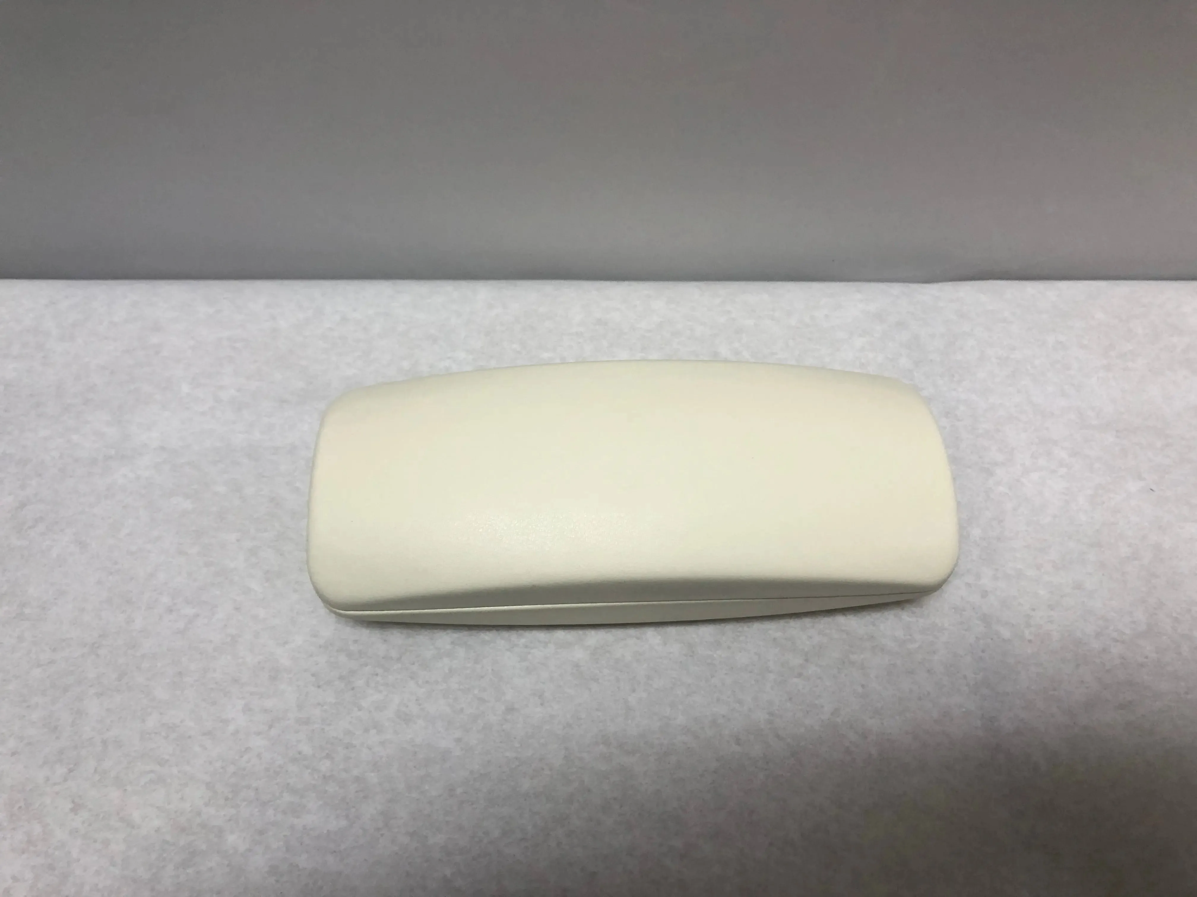 Anne Klein Optical Eyeglasses Hard Case | KMOPT-30