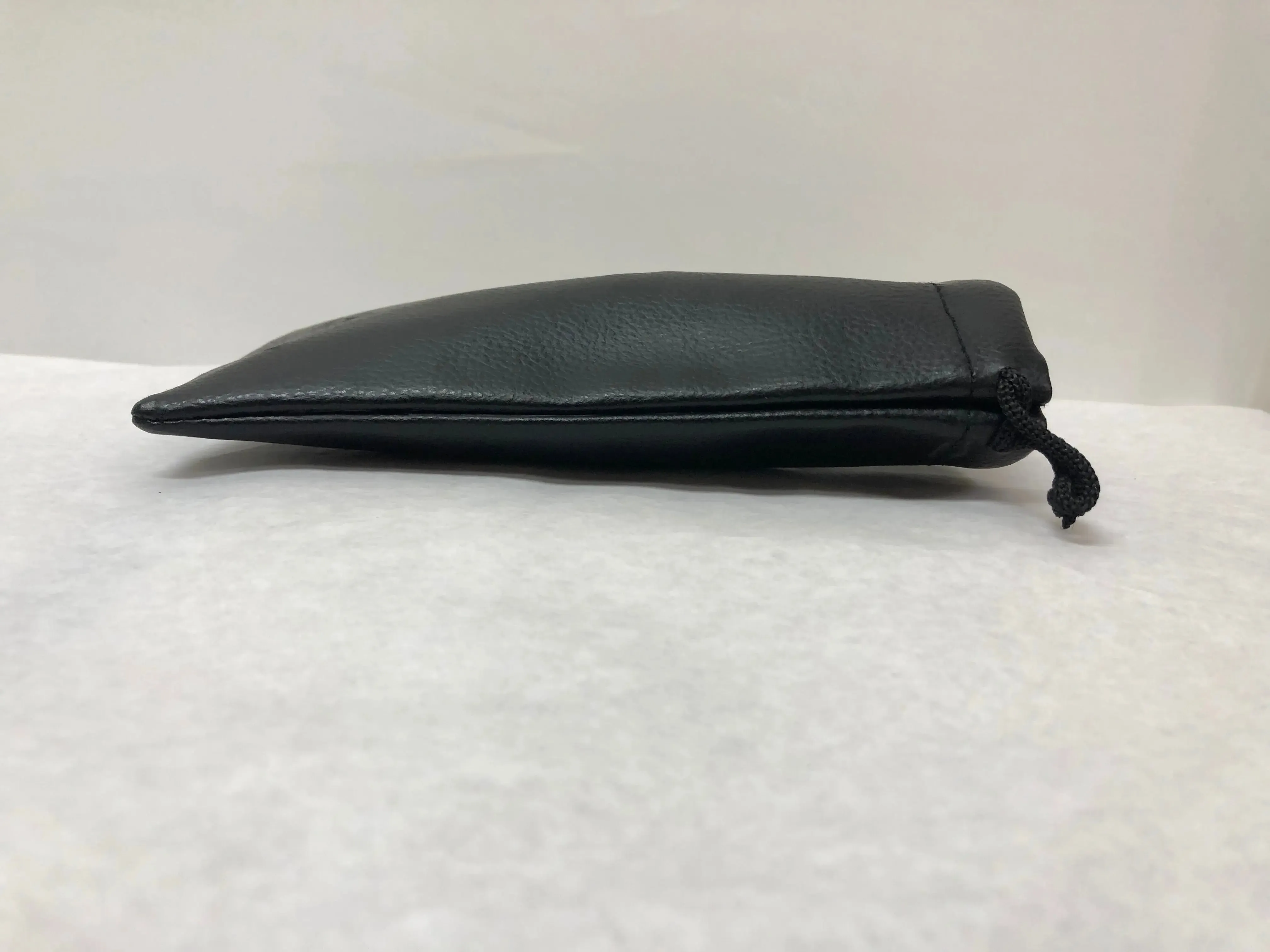 Chesterfield Black Leather Bag Optical Eyeglass Pouch and Storage | KMOPT-103