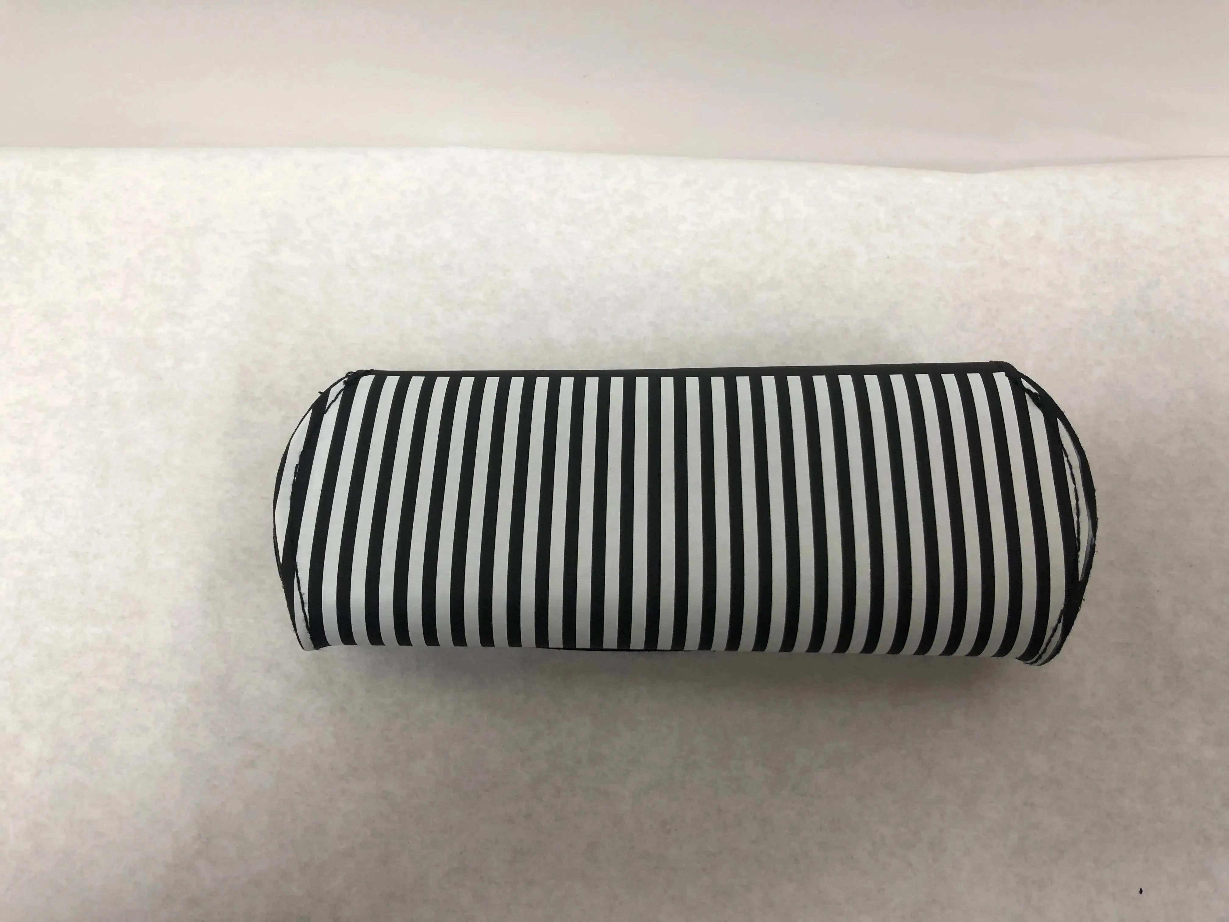 Elle Black and White Stripes Optical Eyeglasses Soft Case | KMOPT-69