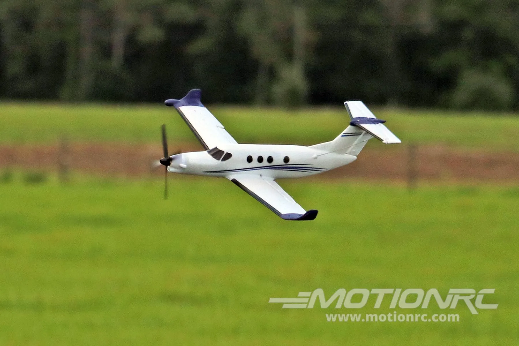 Skynetic Model 220 EPP with Gyro 450mm (17.7") Wingspan - FTR