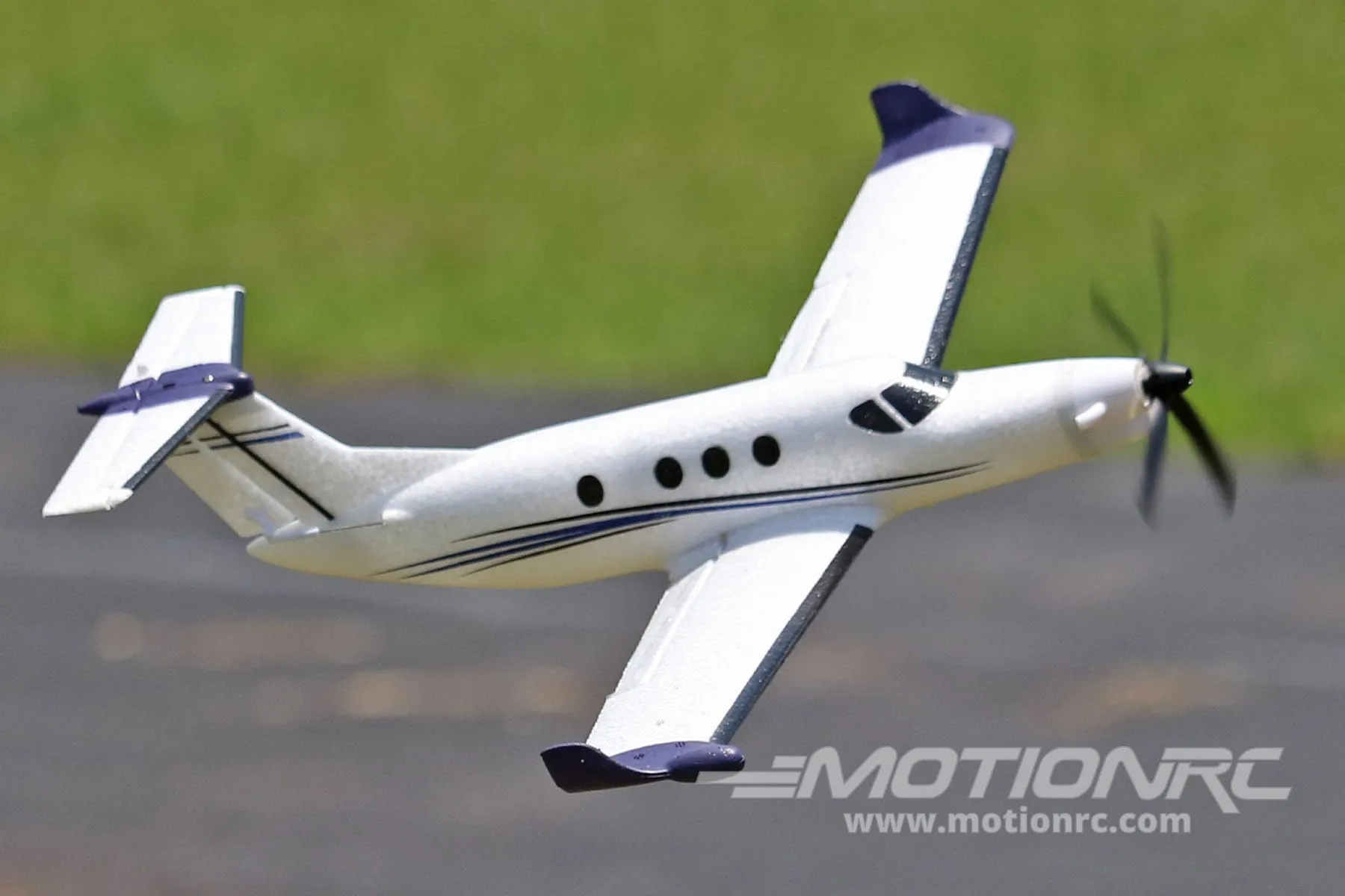 Skynetic Model 220 EPP with Gyro 450mm (17.7") Wingspan - FTR