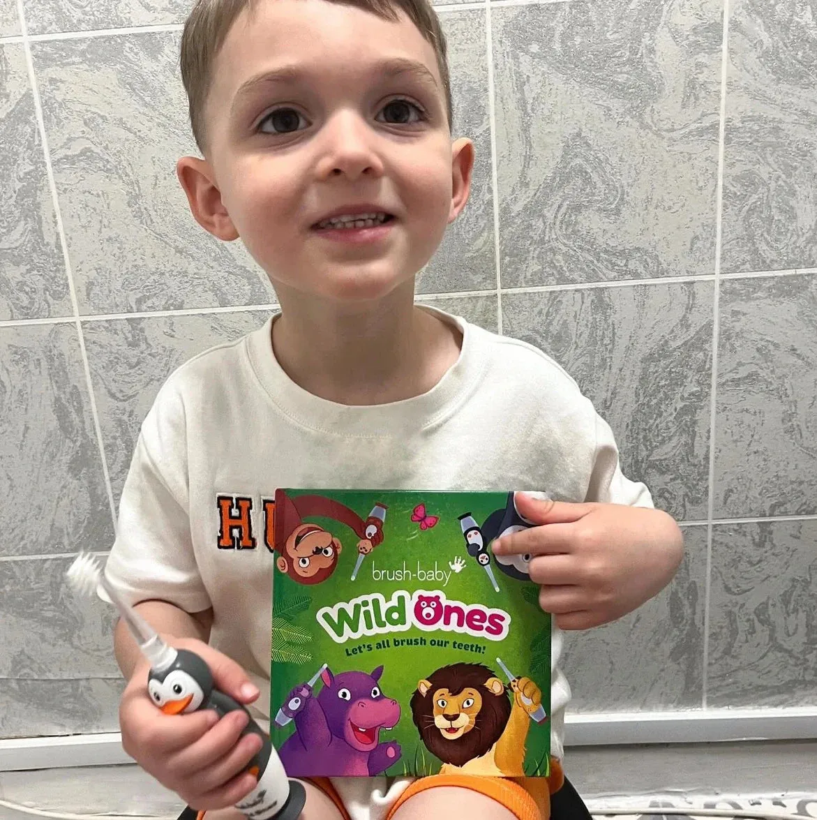 WildOnes™ Hippo Rechargeable Kids Toothbrush Gift Set